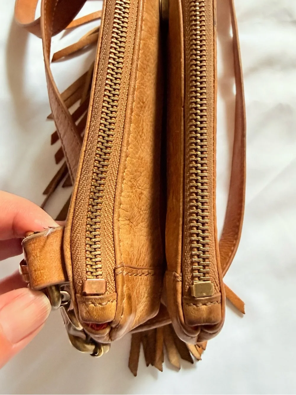 Lucky Brand Cognac Tan Leather Fringe Crossbody Bag Convertible Clutch Festival